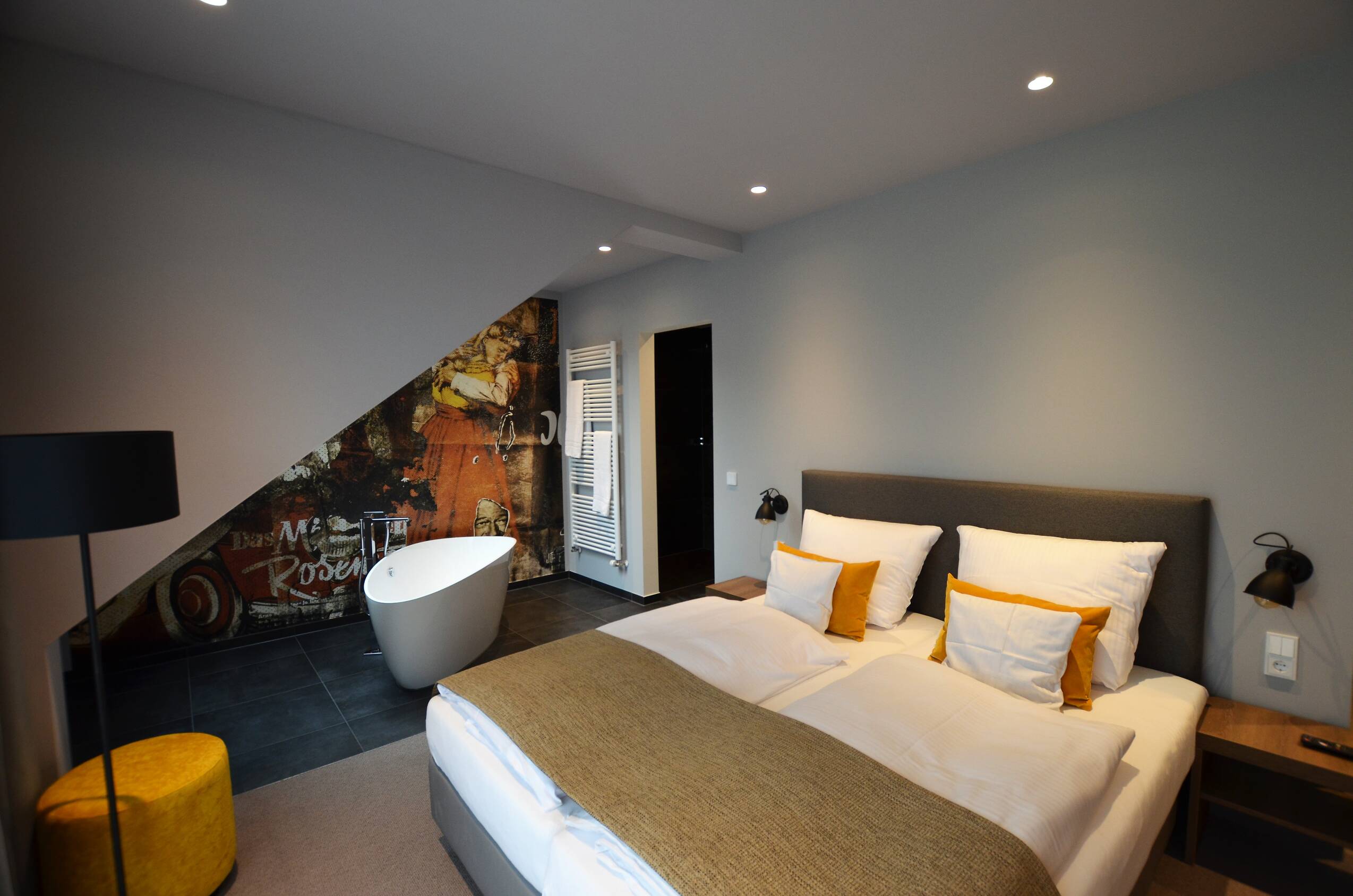Junior Suite   Panoramablick Loggia mit Badewanne
